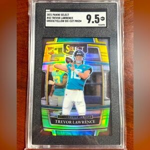 2021 PANINI SELECT  #43 TREVOR LAWRENCE GREEN/YELLOW DIE-CUT PRIZM SGC  9.5